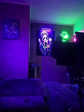 chronic_vibez - Chronic_vibez's free webcam - UK Sex Cams