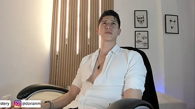 Dorianmistery2322_ webcam