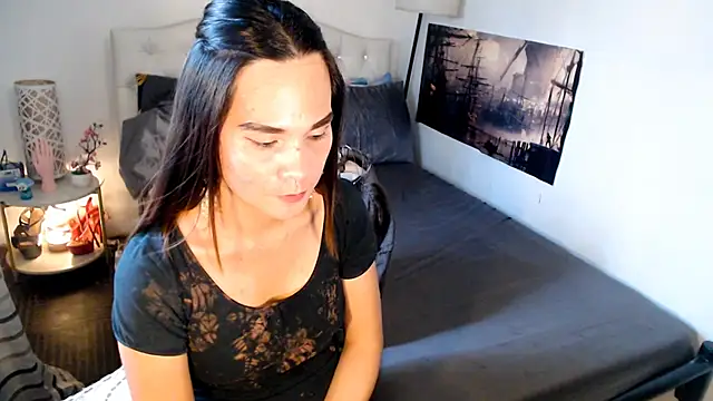NinaDOM4CUM webcam