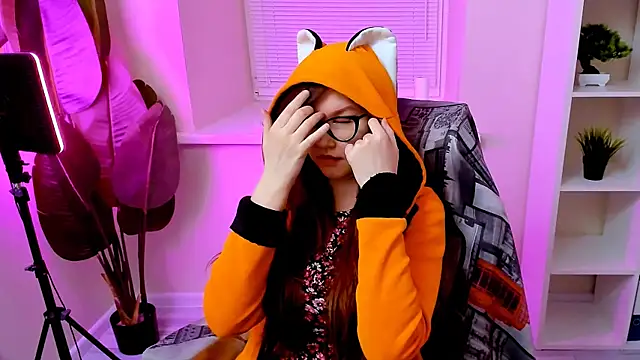 CarolGiggly webcam