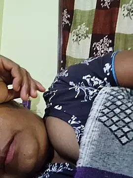 yamini1431 webcam