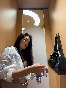 xiaochengzi505 - Xiaochengzi505's free webcam - UK Sex Cams