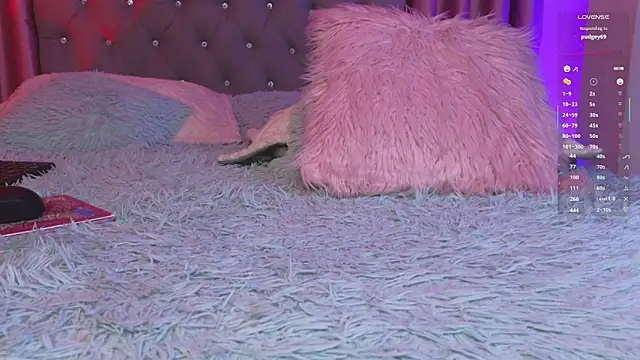 Emiily_Scott1 webcam