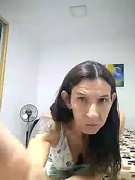 cameron_puppy (Ask my age) - Put on heels👠👠