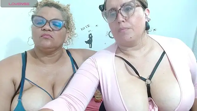 mademooms webcam