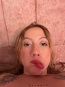 Rebe_ webcam