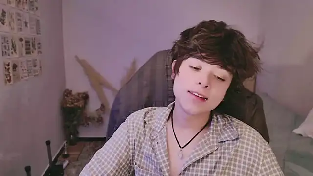 paultexx (M twink) - Finger in my ass 💦