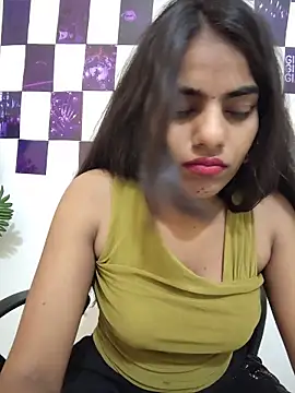 Alisha_Babyy webcam