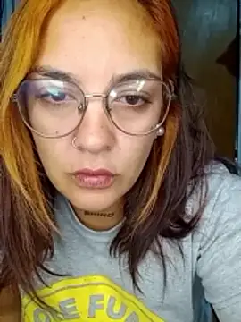 kuramaqueen webcam