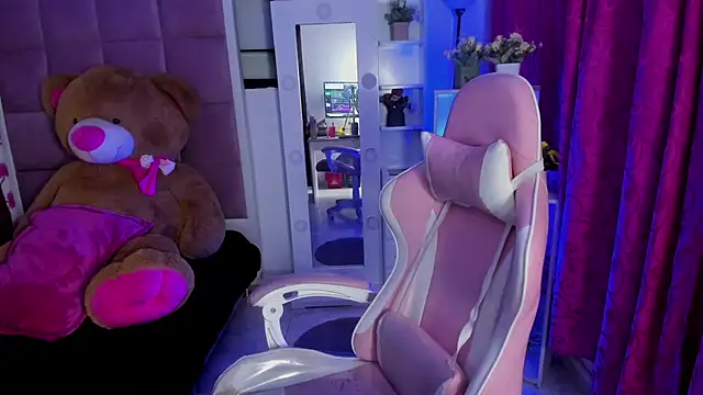 liany_taylor webcam