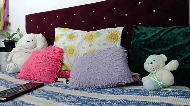 Saraanova1 webcam