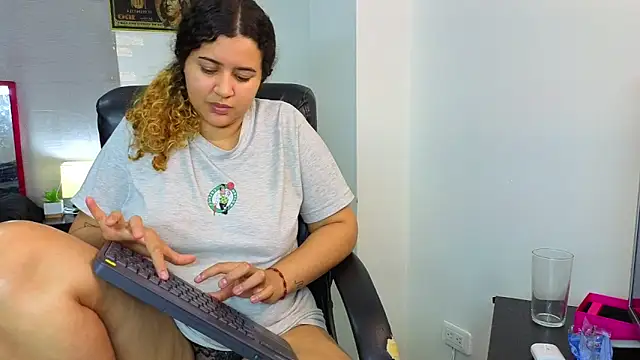 goodgirlxxl webcam