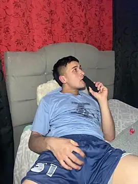 JULIANHOTSEX webcam