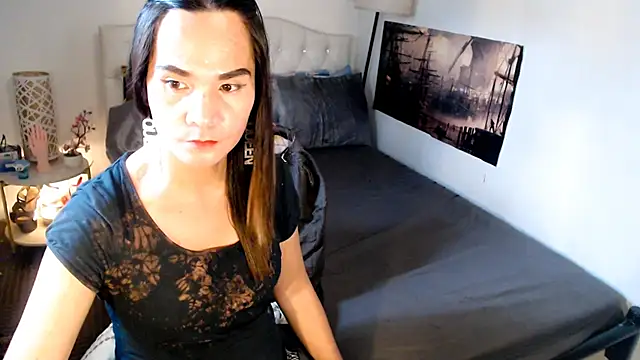 NinaDOM4CUM webcam