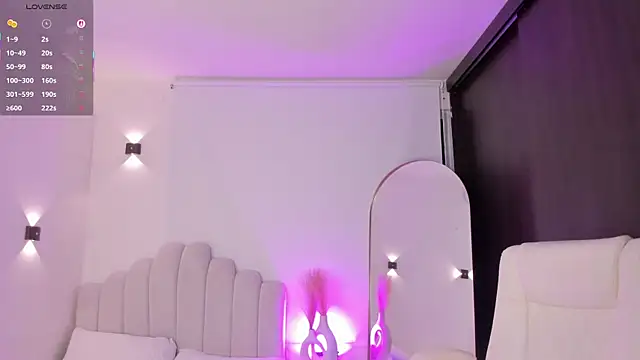 AmberLewis_ webcam