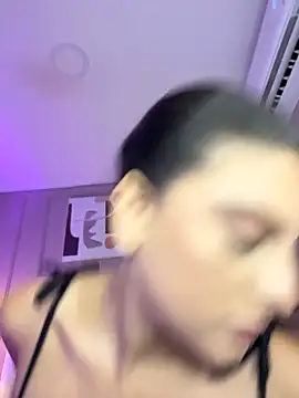 aria_greco webcam