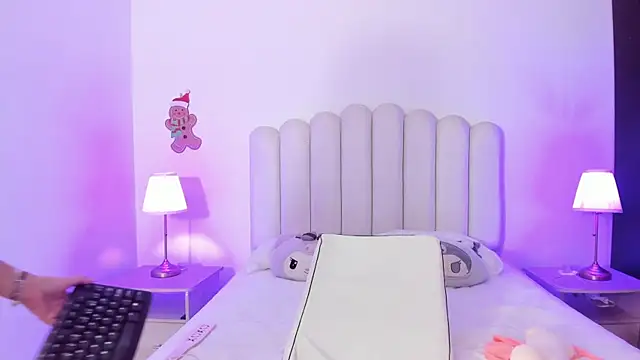 SofieBunnie webcam