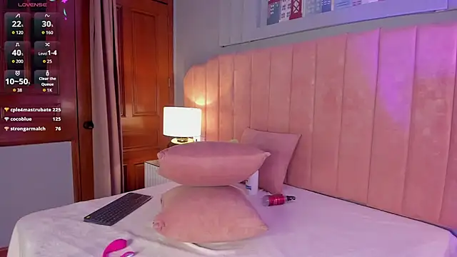 ninacrave_ webcam