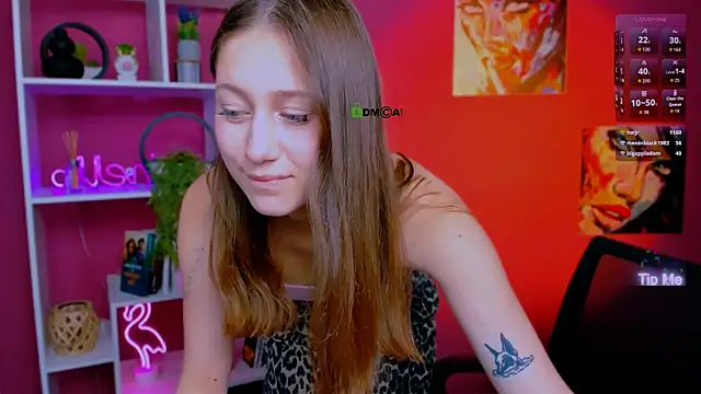 arianaa_cat webcam