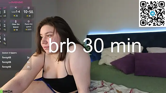 Maya_Raay webcam