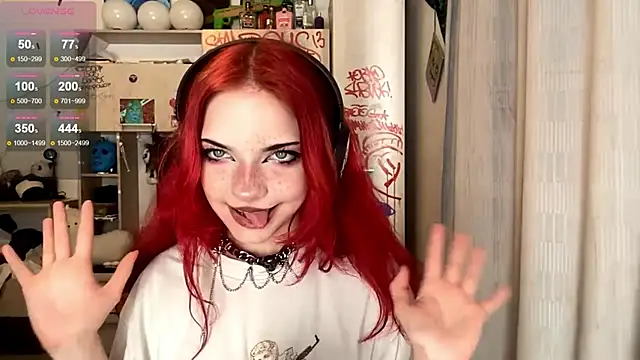 RedHeadCat webcam