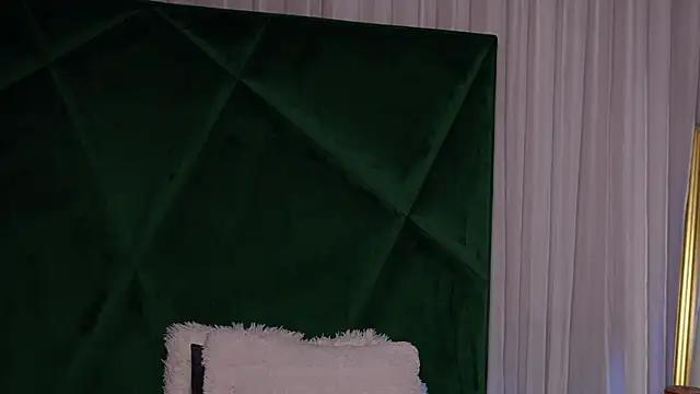 ScarletColesX webcam
