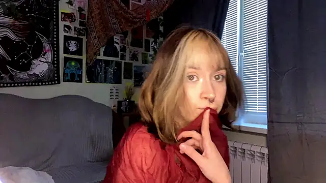 YourFavoriteAltgirl webcam