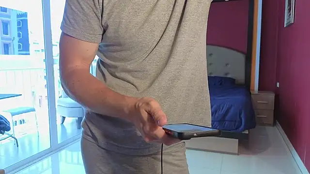 AlansonofDaddy webcam