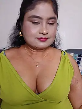 hornyriyanka webcam