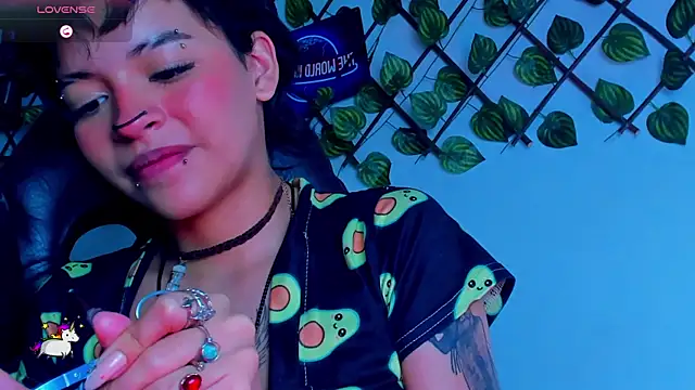Anny_Kiitty webcam