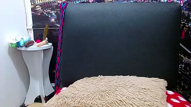 tila_nastyy webcam