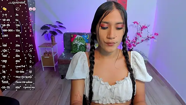 Modèle: CamilaHarperr_
