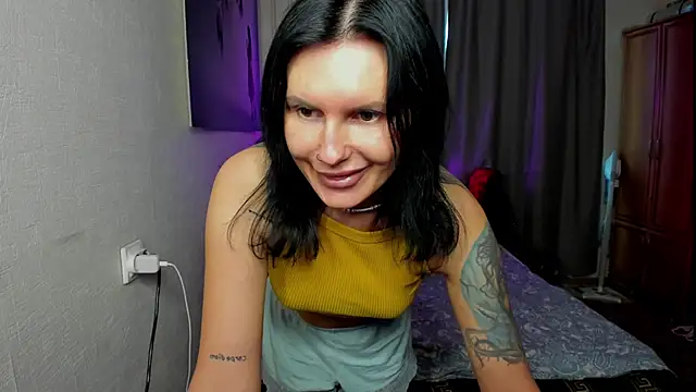 monica__elder webcam