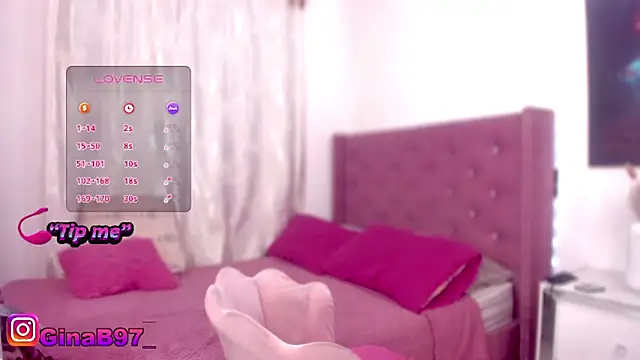 GinnaBolton webcam