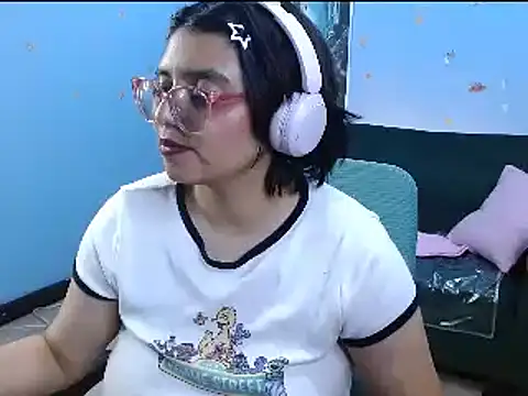 X_CHERRY_XX webcam