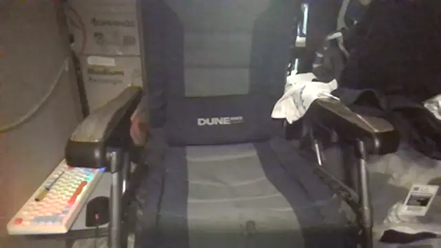 Lovyourpuss webcam