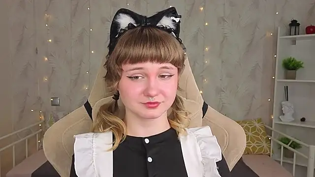 Tori_Cutie webcam