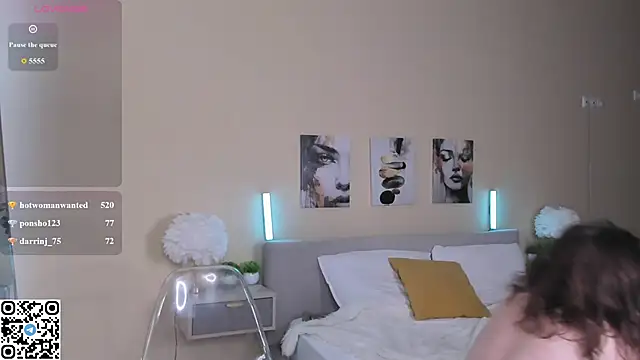 Kira_Adler webcam