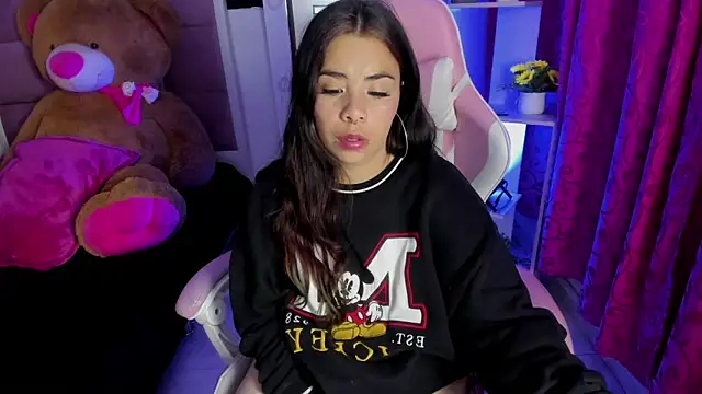 liany_taylor webcam