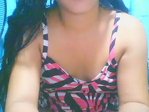 SweetCreamyPussy18 webcam