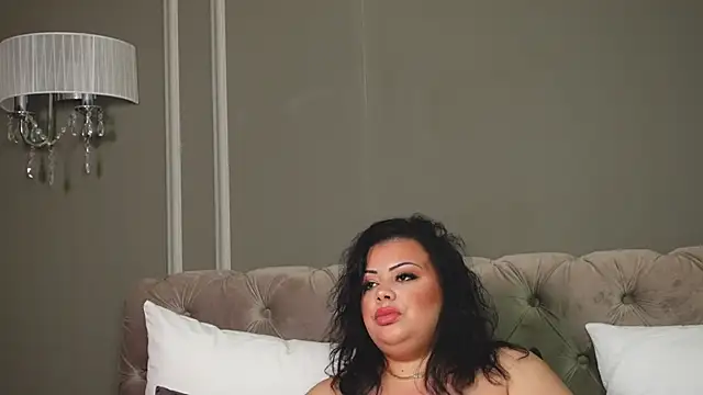 AylaFrost webcam