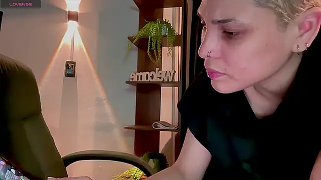 MarcellaGriffin webcam