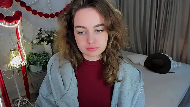 MiracleCurly webcam