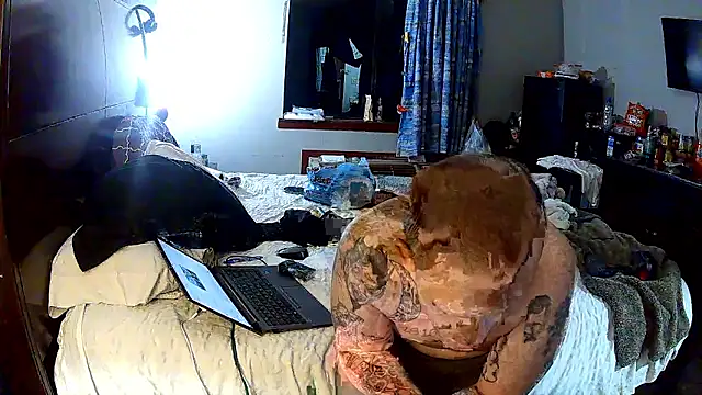 Lovemcurvy69 webcam