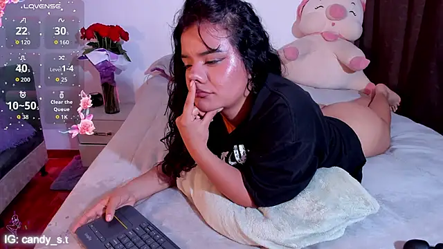 Shophie_thoopson webcam