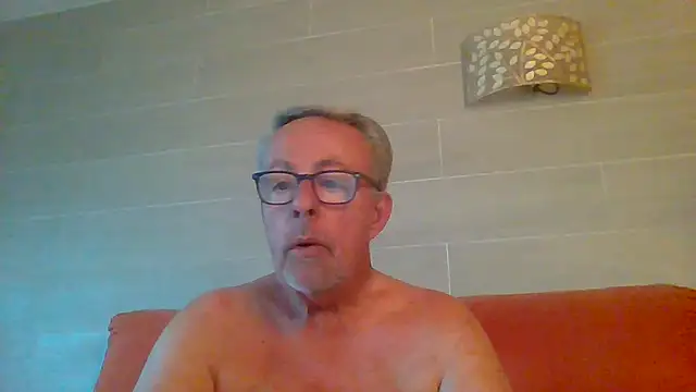 tuggy59 - Tuggy59's free webcam - UK Sex Cams
