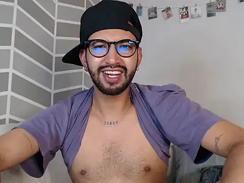 thomass1018 webcam