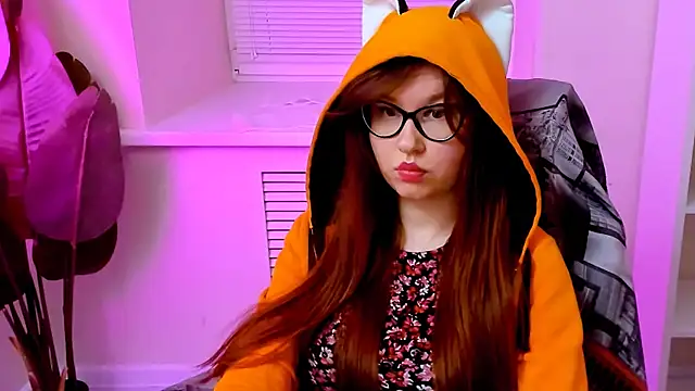 CarolGiggly webcam