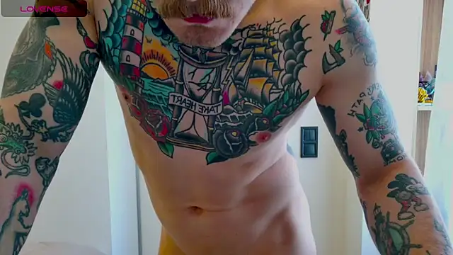 white_King9999 webcam