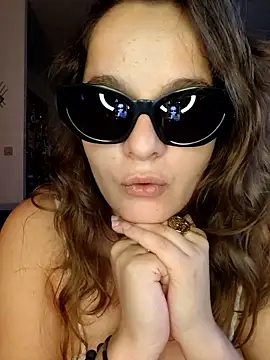 cleopatra-skye webcam